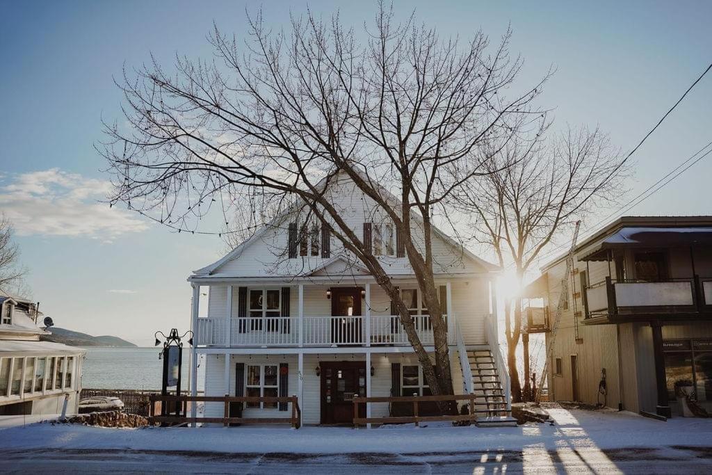 Les Pinsons Des Rives Bed & Breakfast La Malbaie Eksteriør bilde